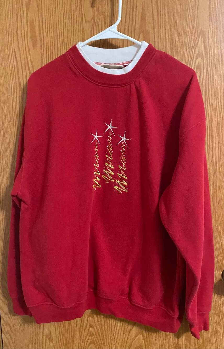 M&C Sportswear Christmas Sweatshirt Red Gold Trees Crewneck
